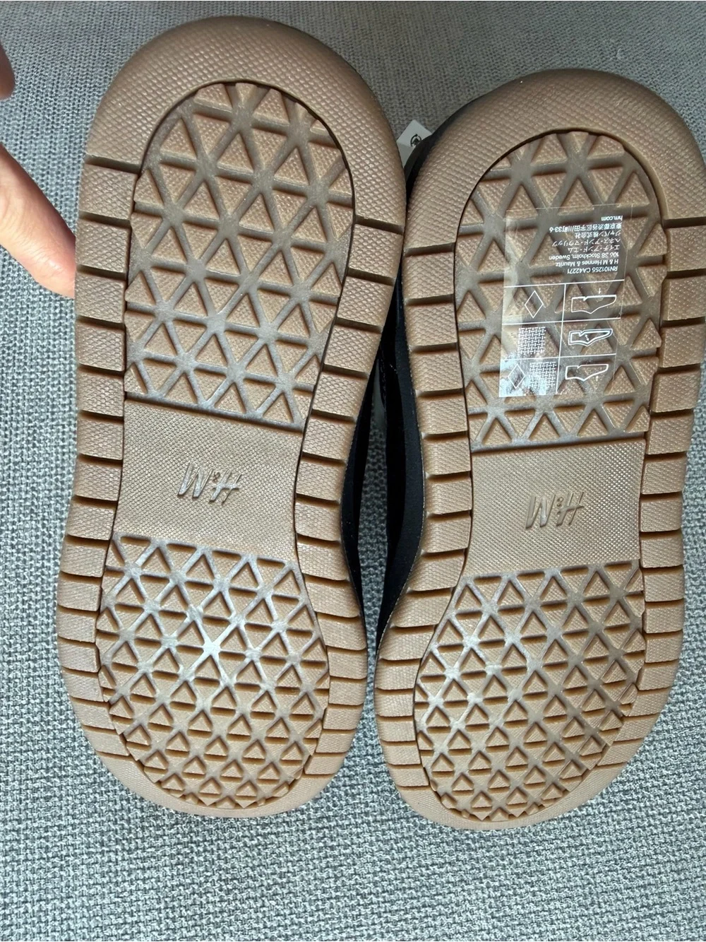 Kids H&M Olive Green Winter Boots with Orange Laces